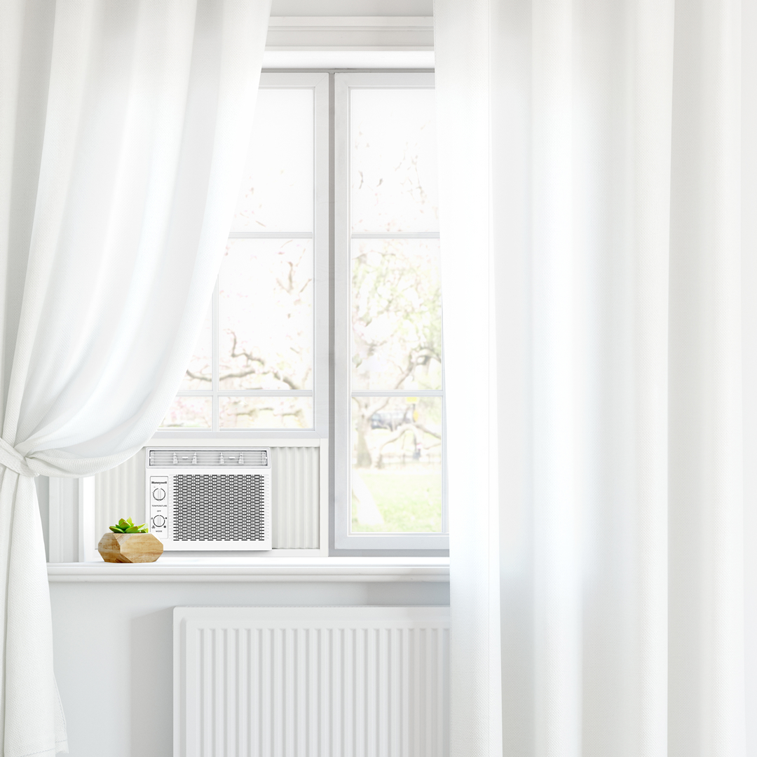 Honeywell 5,000 BTU Air Conditioner Room View